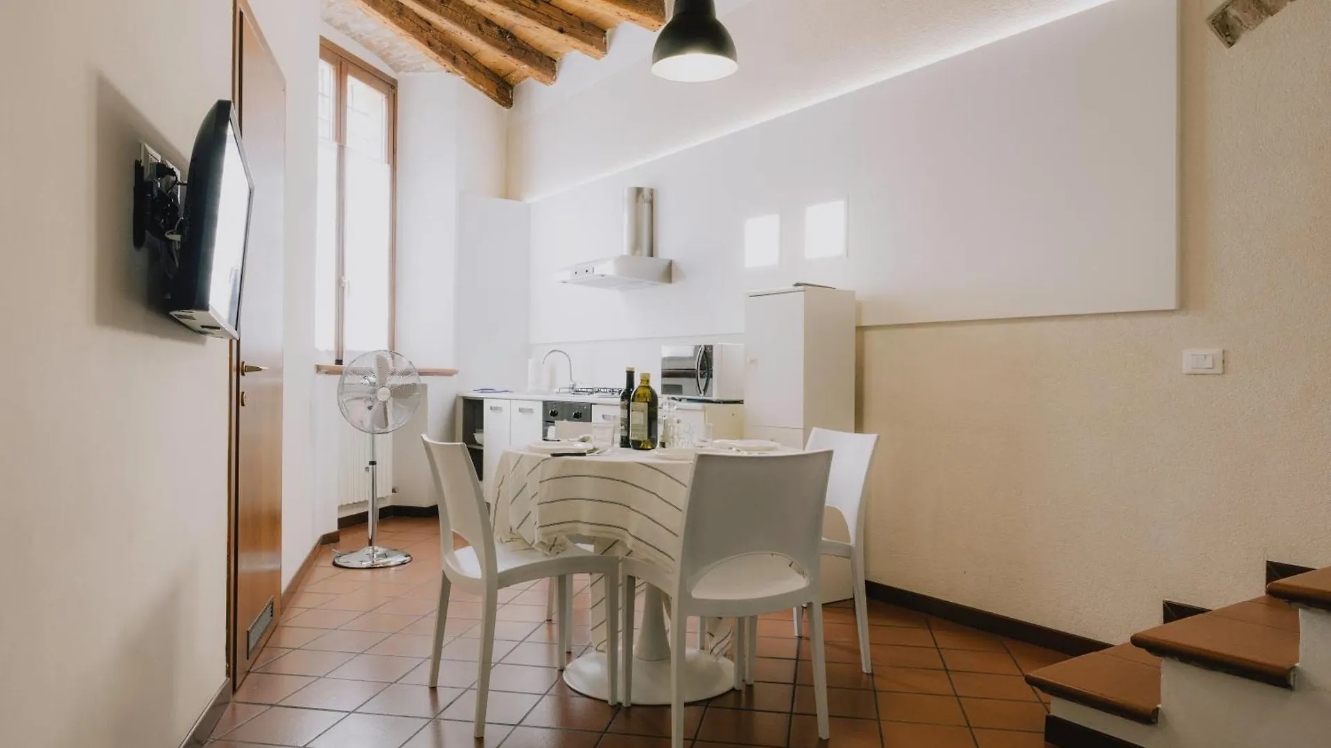 Cavour Luxury Apartments Verona 0*,